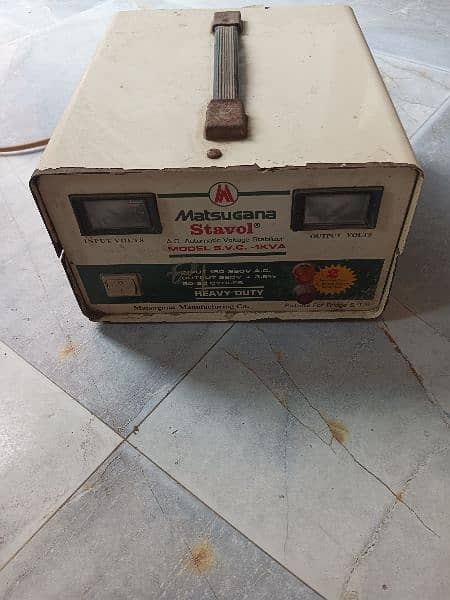 stabilizer 1000 watts good condition copper wind 1