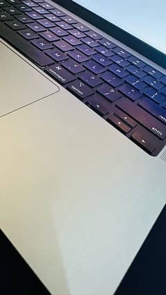 Macbook M2 Pro 14.2 16/512