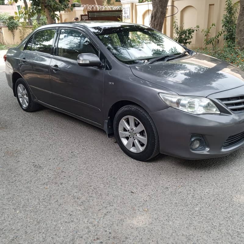 Toyota Corolla Altis 2010 5