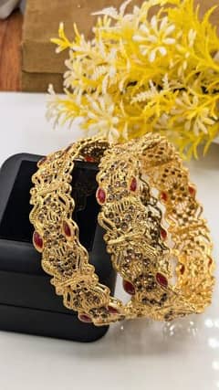 2 Pc Gold Plated Artificial Stones Kara Bangle