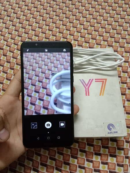 Huawei y7 2018 3gb 32gb urgent sale 4