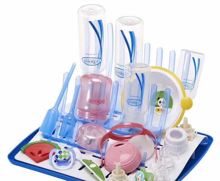 Dr Brown feeding bottle stand 2