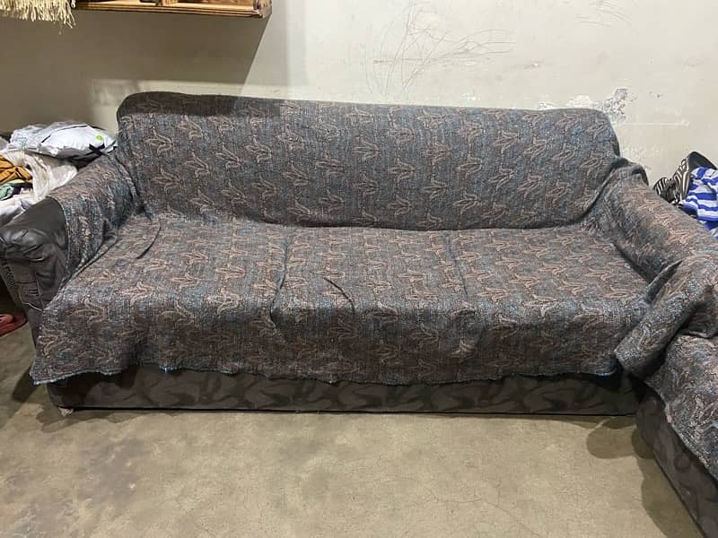 3 1 1 used sofa set in good condition 1