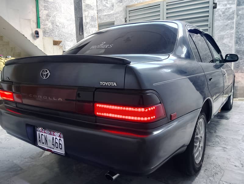 Toyota Corolla GL 1999 5