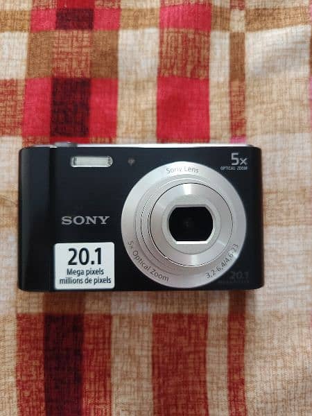 Sony Digital Camera 20.1 M Pxl 1