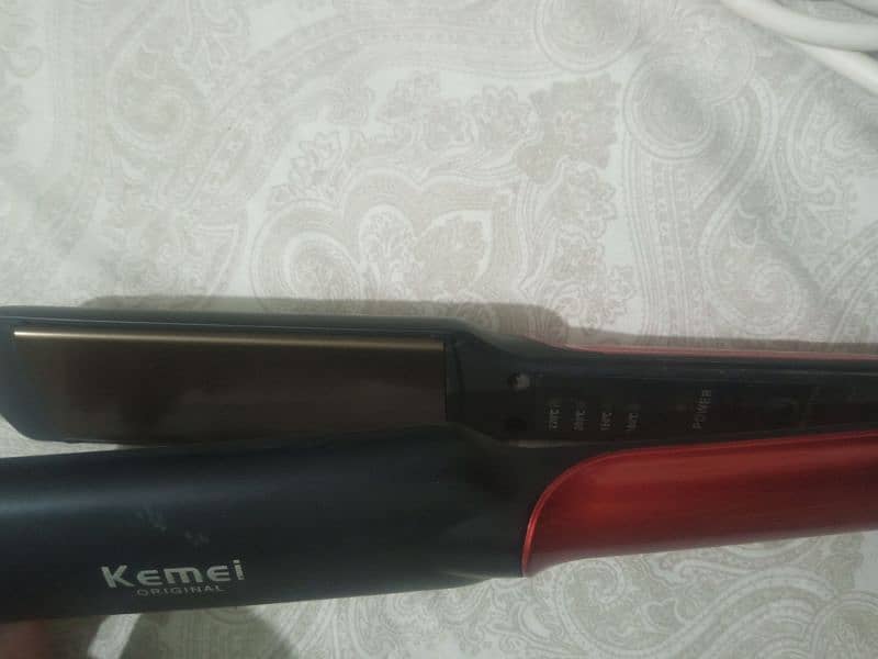 hair straightener kemei 2