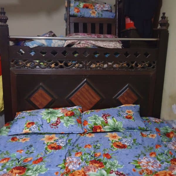 bed set and tv trolli 2