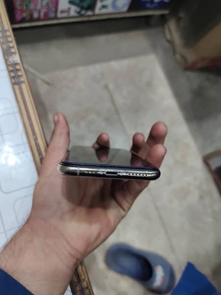 IPhone 11 Pro non pta 2