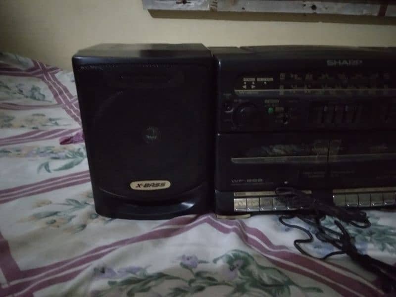 Audio cassette tape recorder Sharp brand  fresh condition not repaired 4