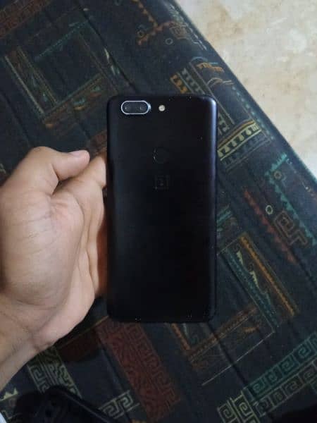 OnePlus 5t 8/128gb (03145150629) 0