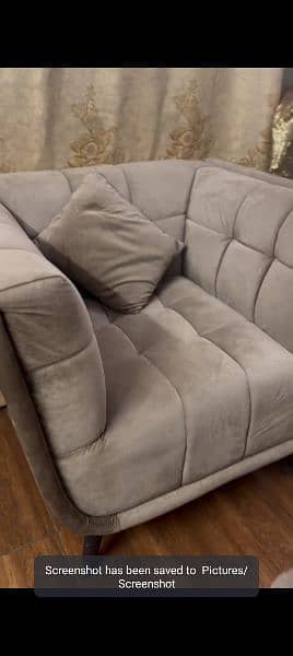 sofa set for sale in v good condition 0