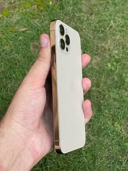 Iphone 12 pro max Pta Approved 4