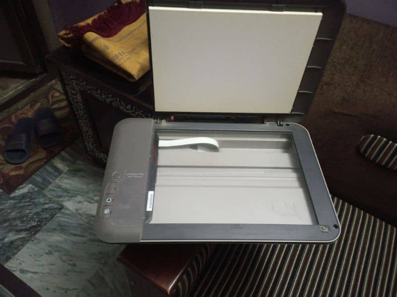 HP printer 10/10 without cartridge but all other accessories like CD . 1