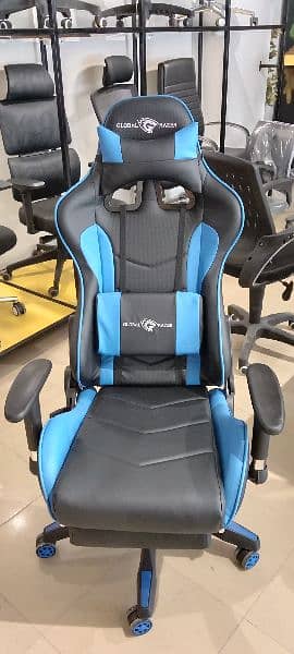 Gaming chair/ computer table 2