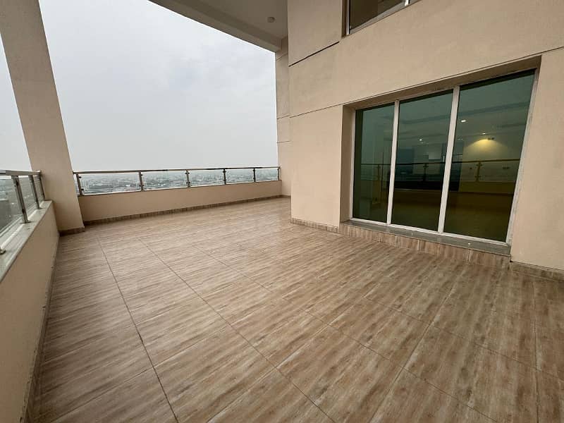 Duplex 3 Bedroom Luxury Apartment Un Furnished For Sale Gold Crest Mall And Residency Dha Phase 4 9