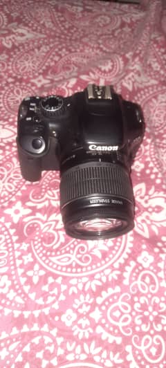 550 D Canon Camera for sale 0