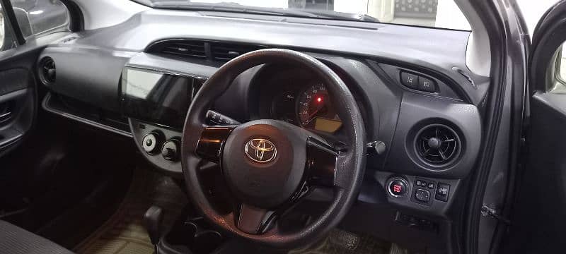 Toyota Vitz 2018 6