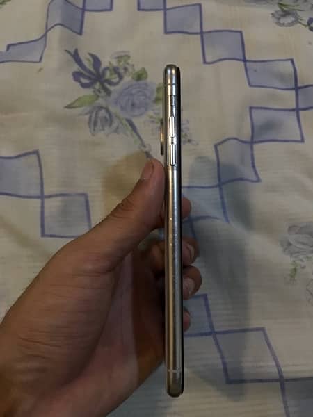 Iphone XS Max 256GB Pta Approved With Box 4