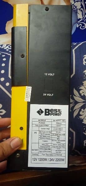 MPPT 70A 12v/24V Battery Charger New Condition 1