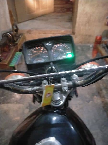 Honda 125 2022 10