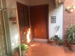 10 MARLA HOUSE FOR SALE IN ALLAMA IQBAL TOWN, RAVI BLOCK LAHORE 0