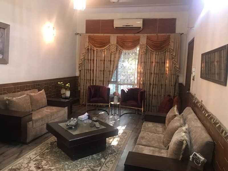 10 MARLA HOUSE FOR SALE IN ALLAMA IQBAL TOWN, RAVI BLOCK LAHORE 6