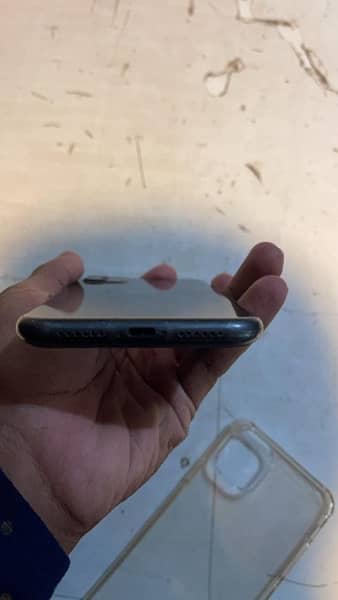 iphone 11 non pta urgent scale 3