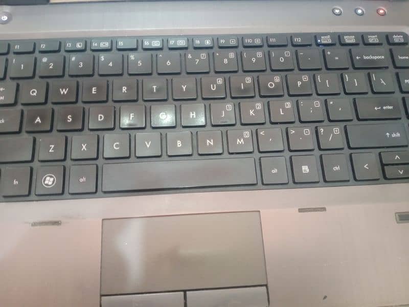 hp laptop In good condition 2