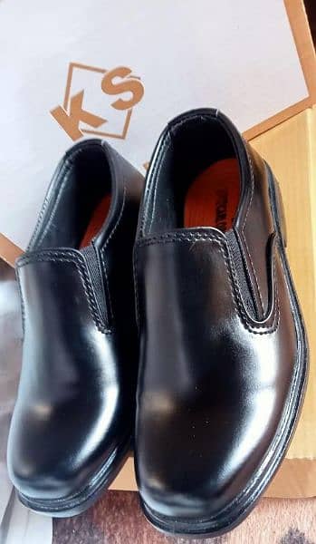 school shoes for kids delivery available in all over in Pakistan 2