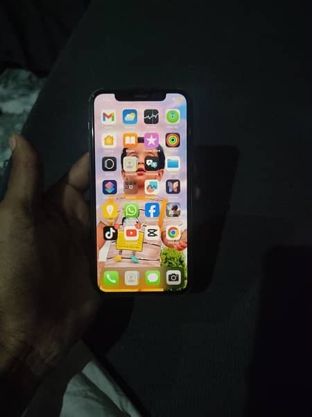 iPhone 11pro 256 gb bh93 1