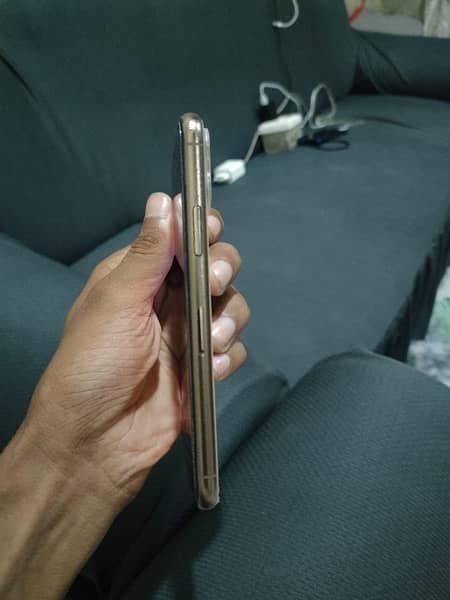 iPhone 11pro 256 gb bh93 2