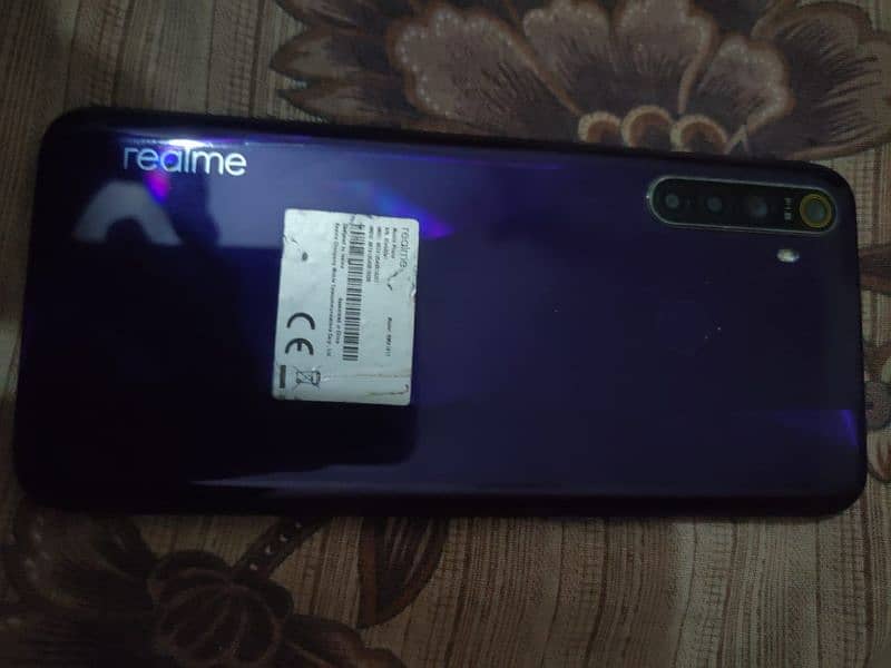 Realme 5 4/64 condition Good 10/8 2