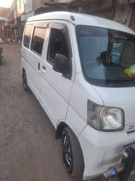 Daihatsu Hijet 2012 5