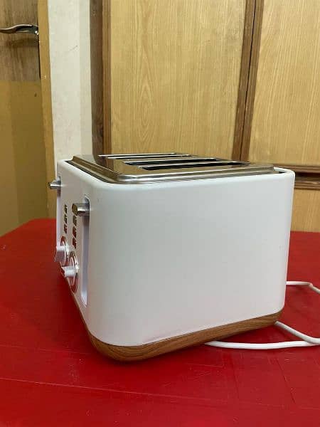 Bellini Electric 4 Slice Toaster , Imported 4