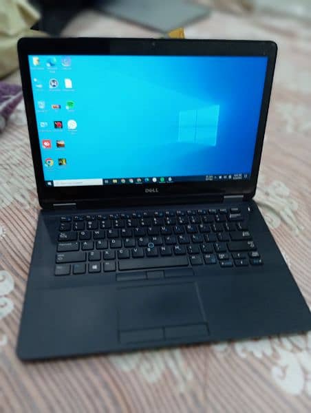 Dell E7470 1