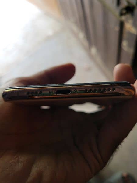 iphone xs max dual pta approved with box 10