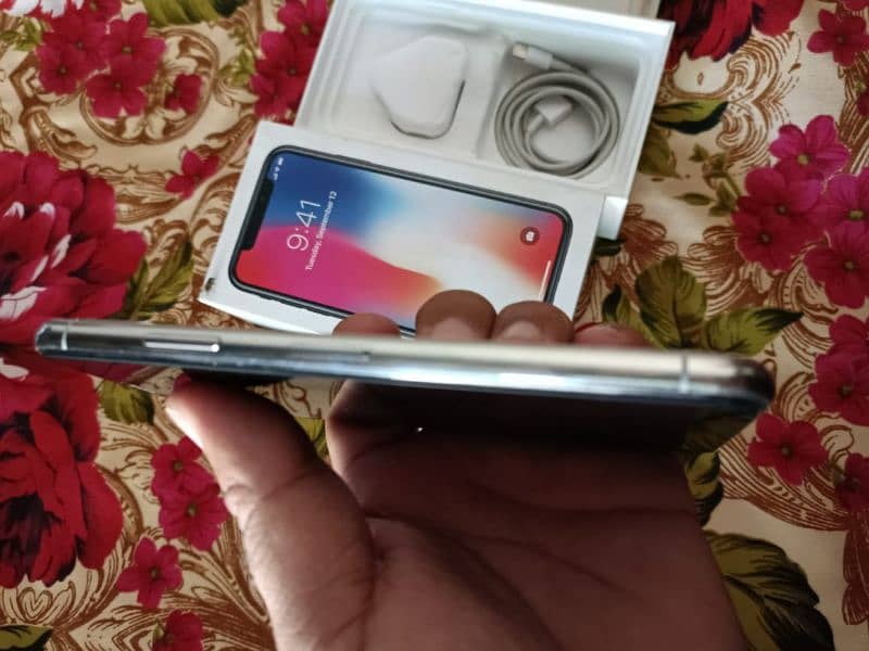 iPhone X mobile phone 03437259929 2