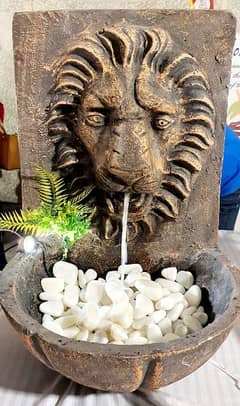 Lion table top fountain