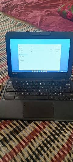 Lenovo Chromebook 4 GB SSD RAM 16 GB SSD ROM 0