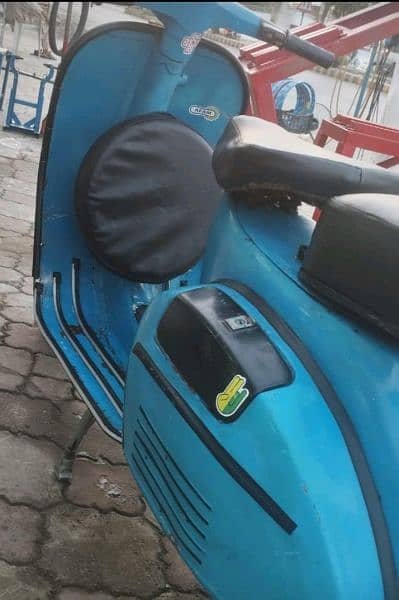 Vespa "150cc" 2