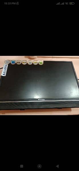 ecostar LCD tv 24. inche ki. hai 10 by 10 condition hai USB support 1