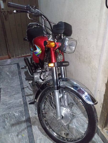 Brand New bike 4 Sale 23/11/9 Purchase Sticker 24 Ka Laga hai Or Num B 5