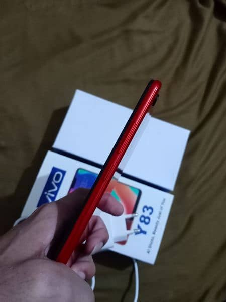 Vivo Y83 128+6Gb Saaf Condition^ Box or Original Vivo Charger Sath ha 2