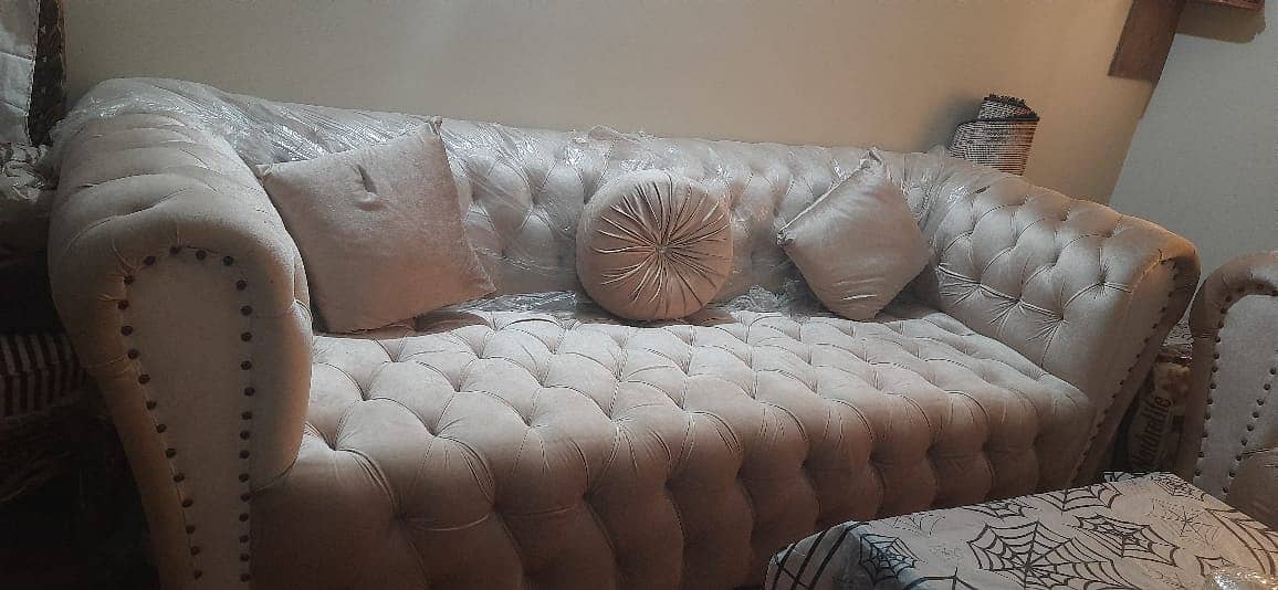 7 seater Sofa set new condition 3