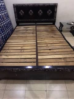 Traditional King Size Bed