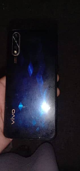 vivo S1 4 128 4