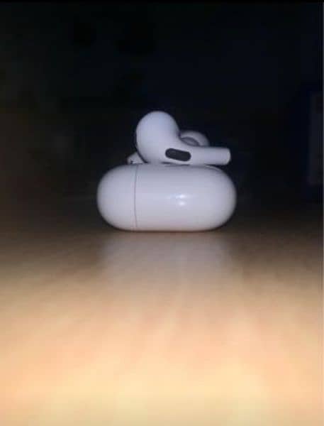 Urgent Sale Branded Airbud Loop Pro Wireless Earbuds 2