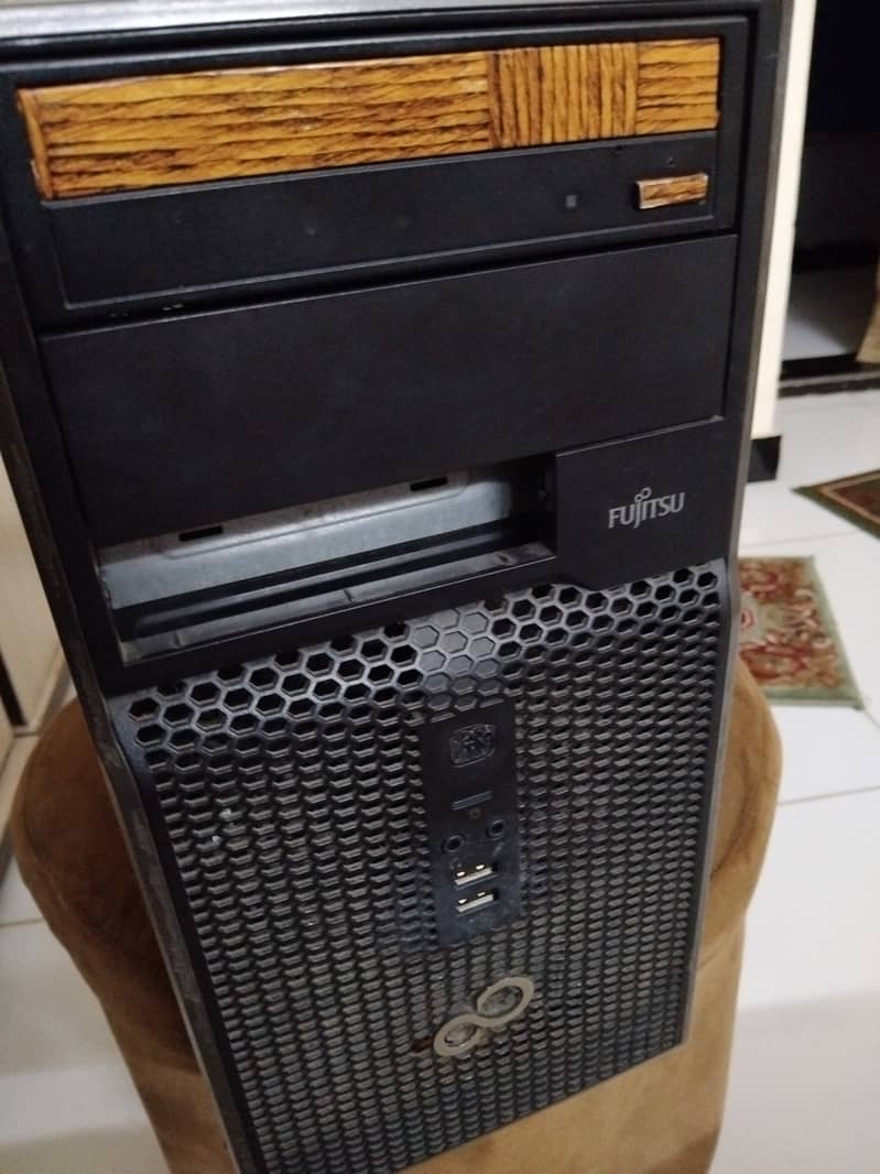 Gaming pc with 1 gb graphics card,i3 2100,256gb ssd and 500gb had, 8gb 1