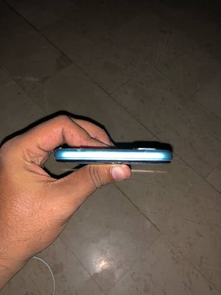 ViVo y20s 128 Gb 4