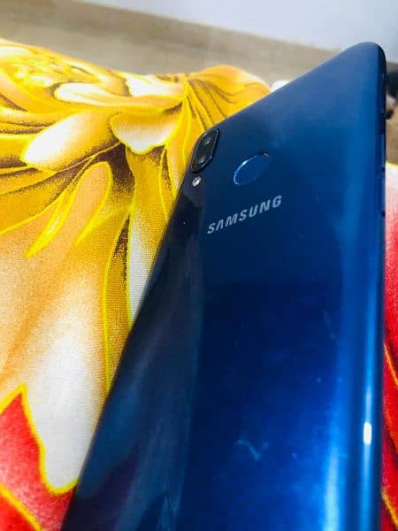 Samsung A10s 2/32 blue colour 2